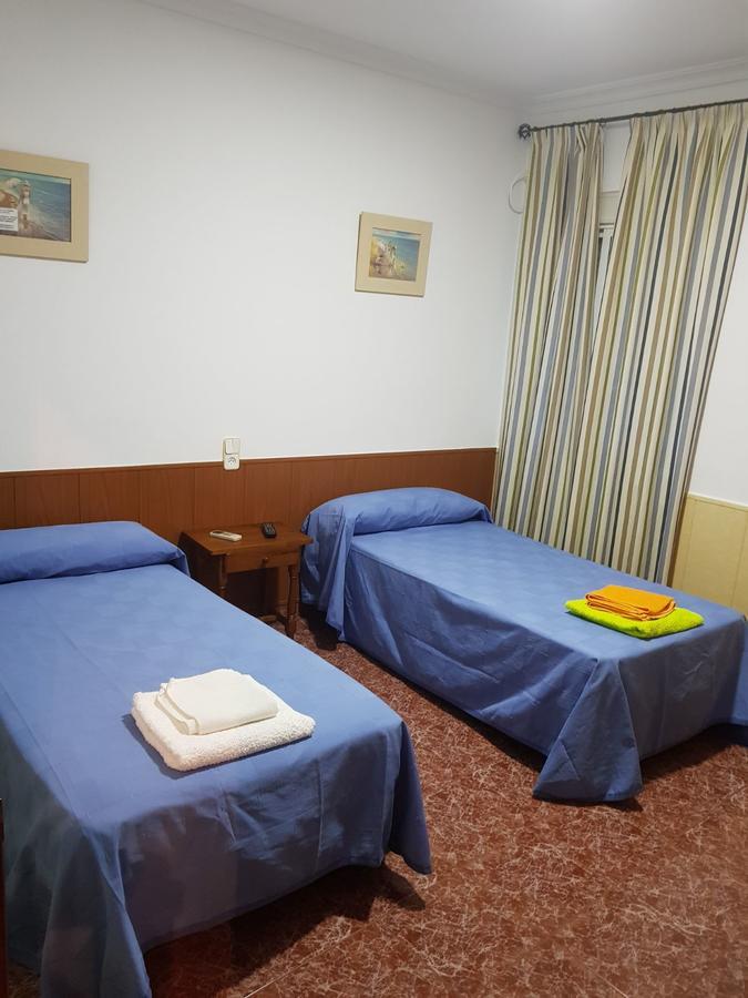 Hostal Bar San Pedro 迈雷纳-德尔阿尔科 外观 照片