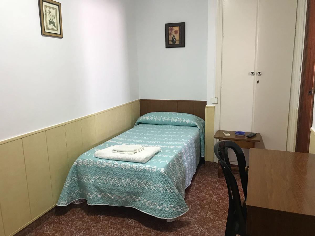 Hostal Bar San Pedro 迈雷纳-德尔阿尔科 外观 照片